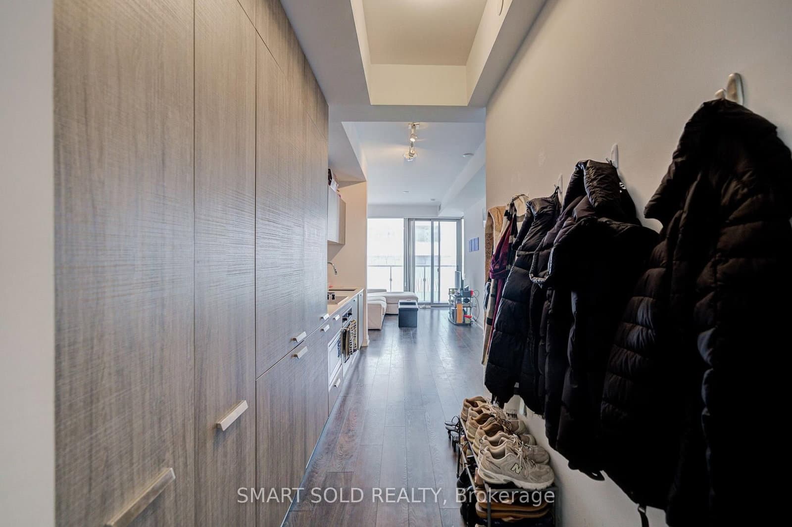 50 Charles Street E, Unit 2909 thumbnail 9