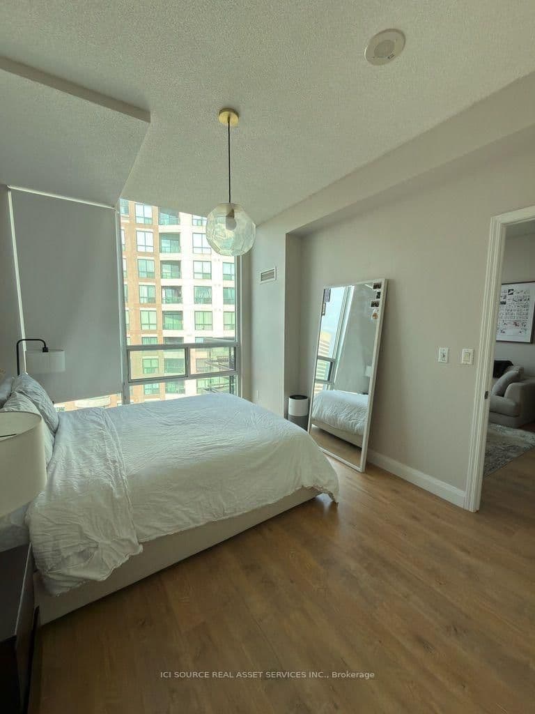 509 Beecroft Road, Unit PH09 thumbnail 11