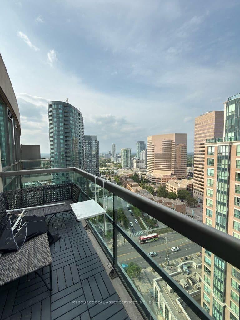 509 Beecroft Road, Unit PH09 thumbnail 8