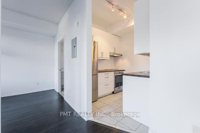 550 Front Street W, Unit 427 thumbnail 10