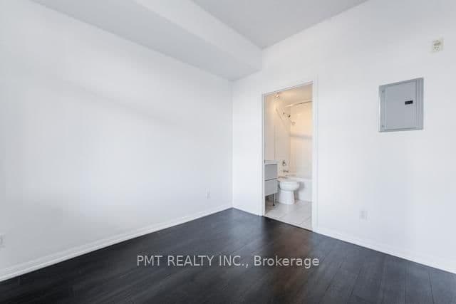 550 Front Street W, Unit 427 thumbnail 16