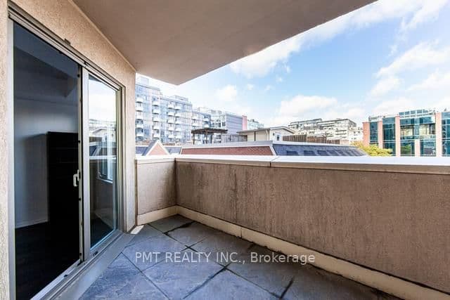 550 Front Street W, Unit 427 thumbnail 21