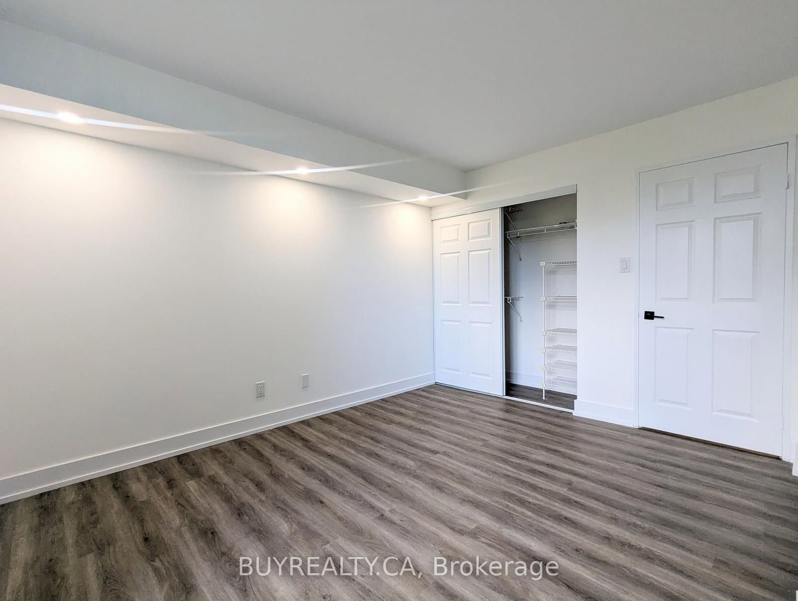 256 Doris Avenue, Unit 308 thumbnail 34