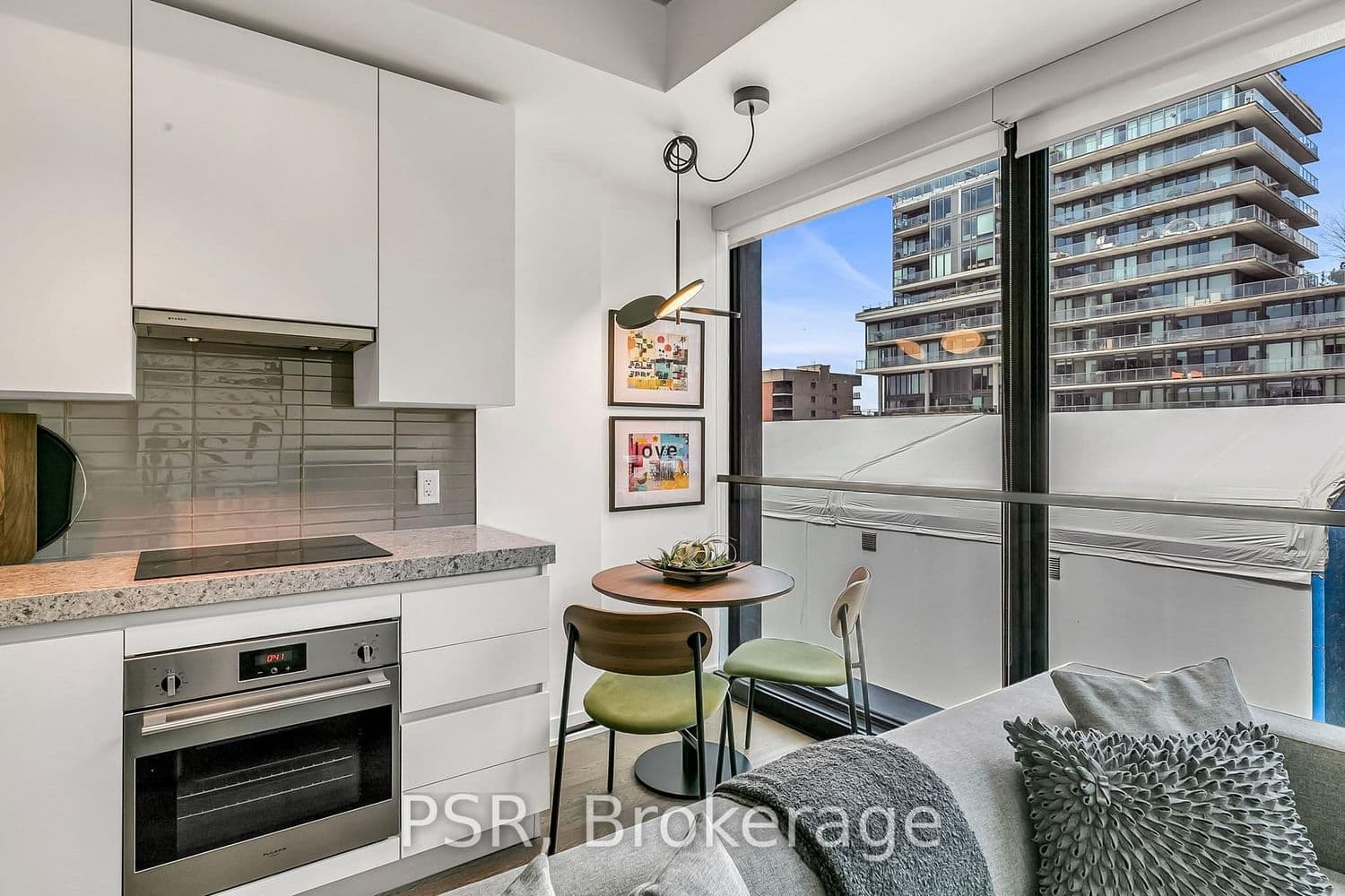 629 King Street W, Unit 620 thumbnail 14