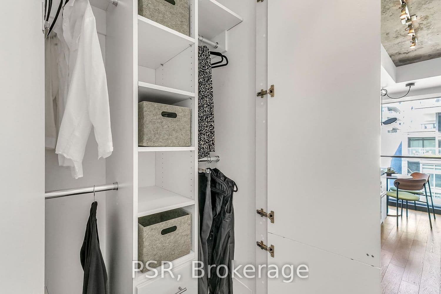 629 King Street W, Unit 620 thumbnail 19