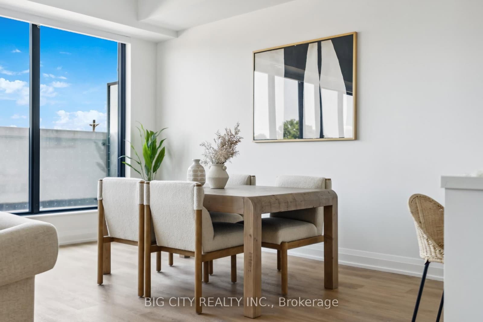 36 Brentcliffe Road, Unit 214 thumbnail 12