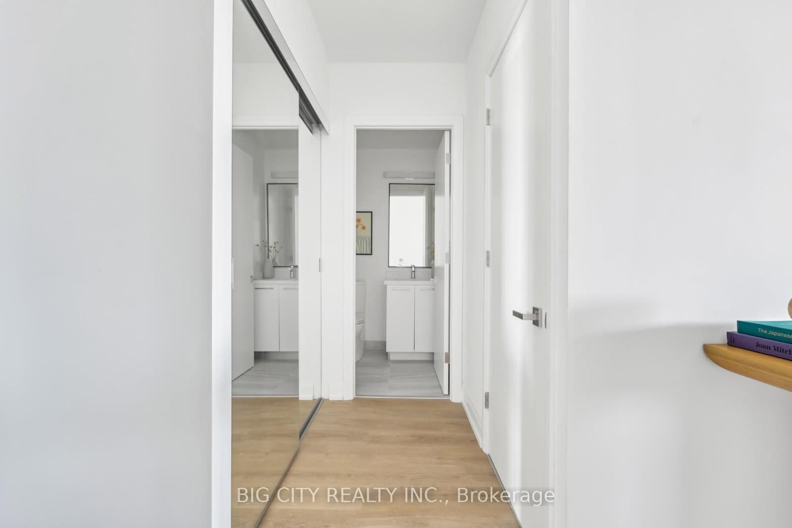 36 Brentcliffe Road, Unit 214 thumbnail 3