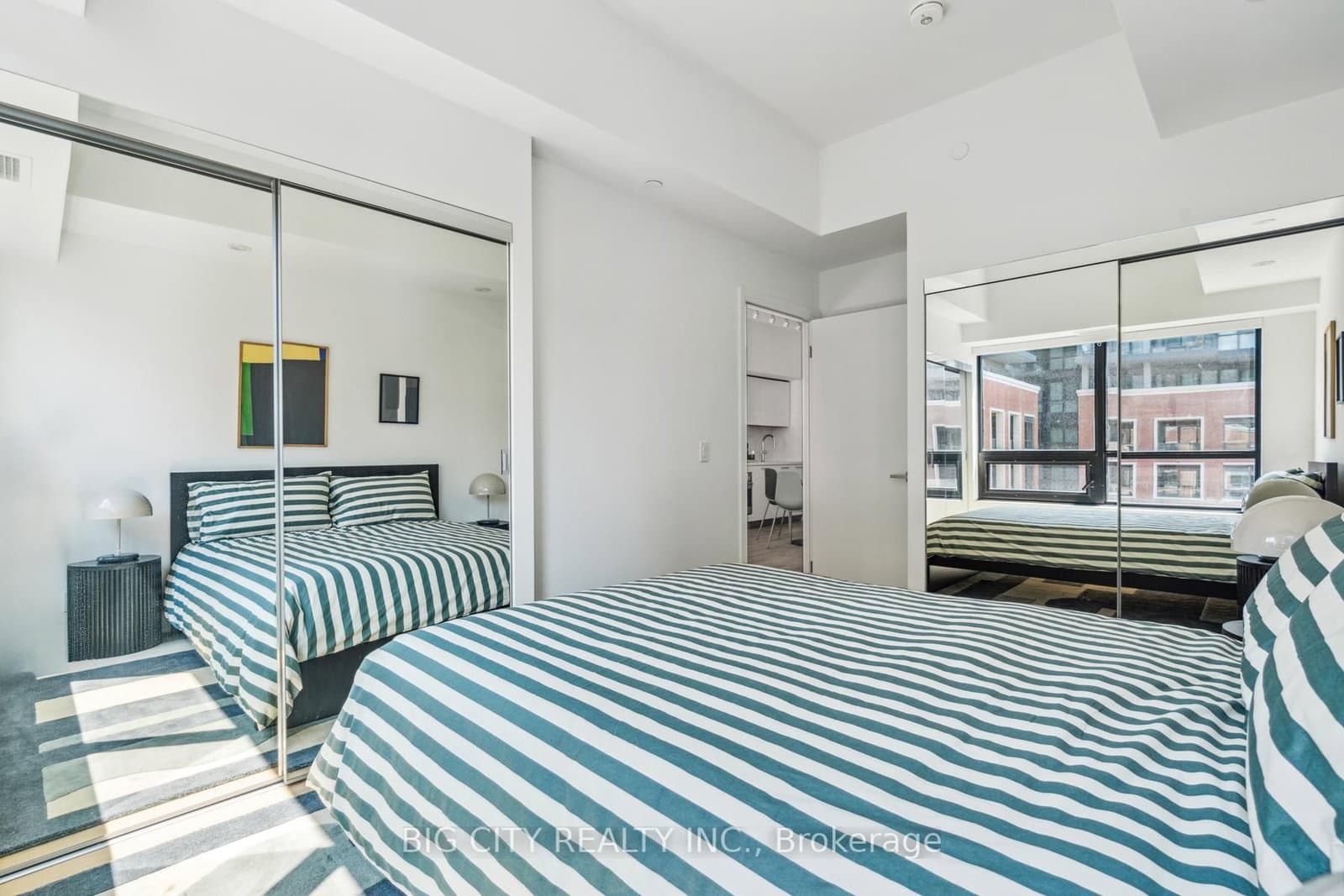 36 Brentcliffe Road, Unit 307 thumbnail 12