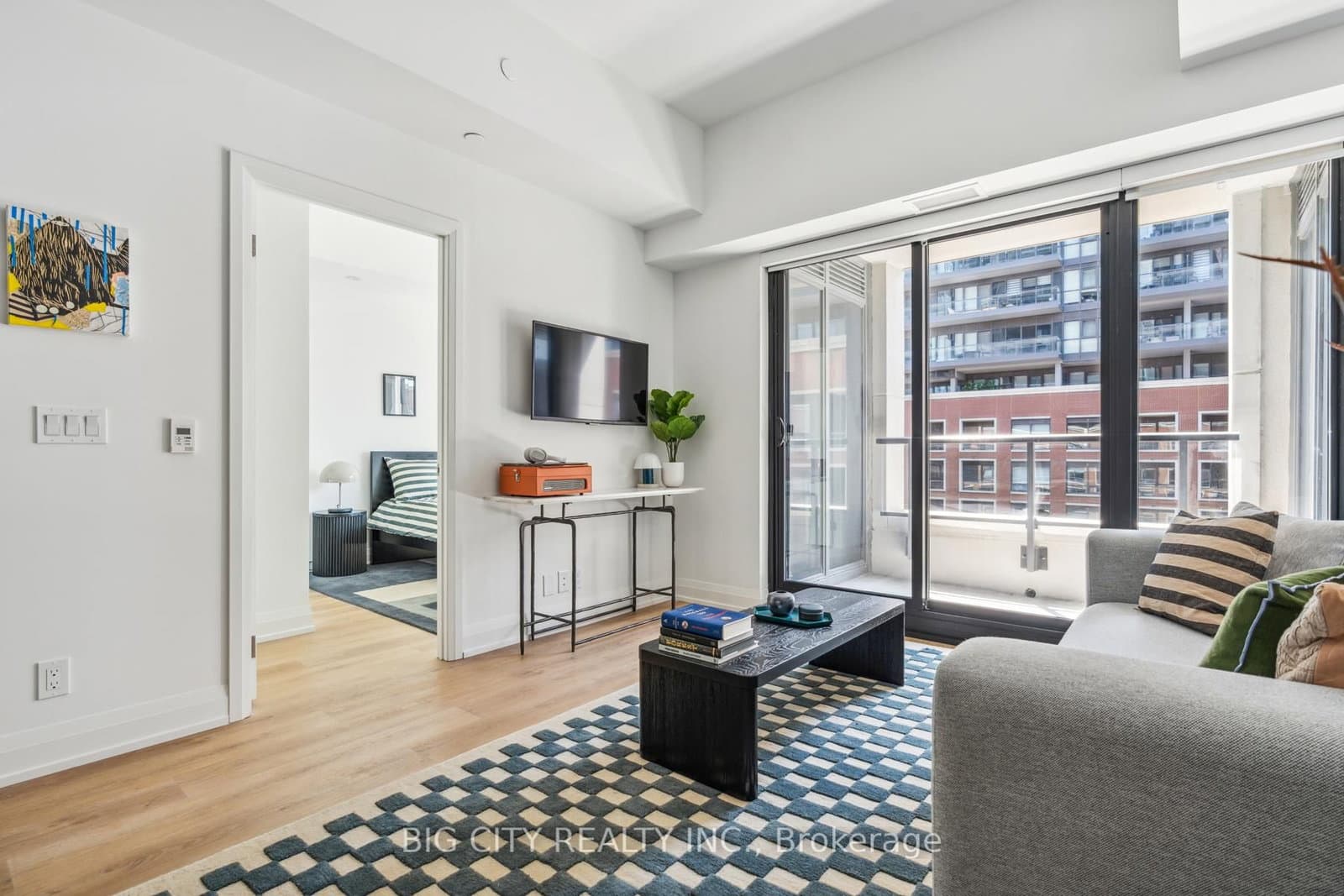 36 Brentcliffe Road, Unit 307 thumbnail 20