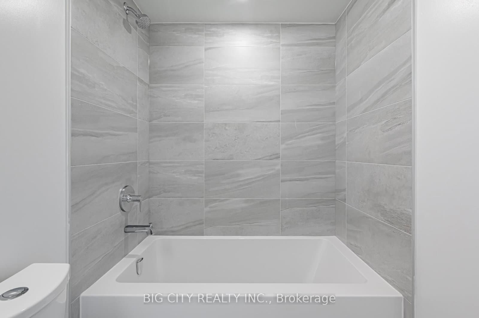 36 Brentcliffe Road, Unit 801 thumbnail 18