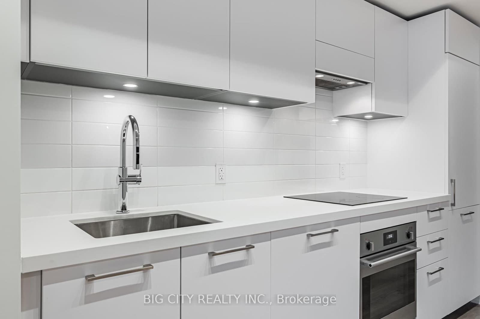 36 Brentcliffe Road, Unit 801 thumbnail 9