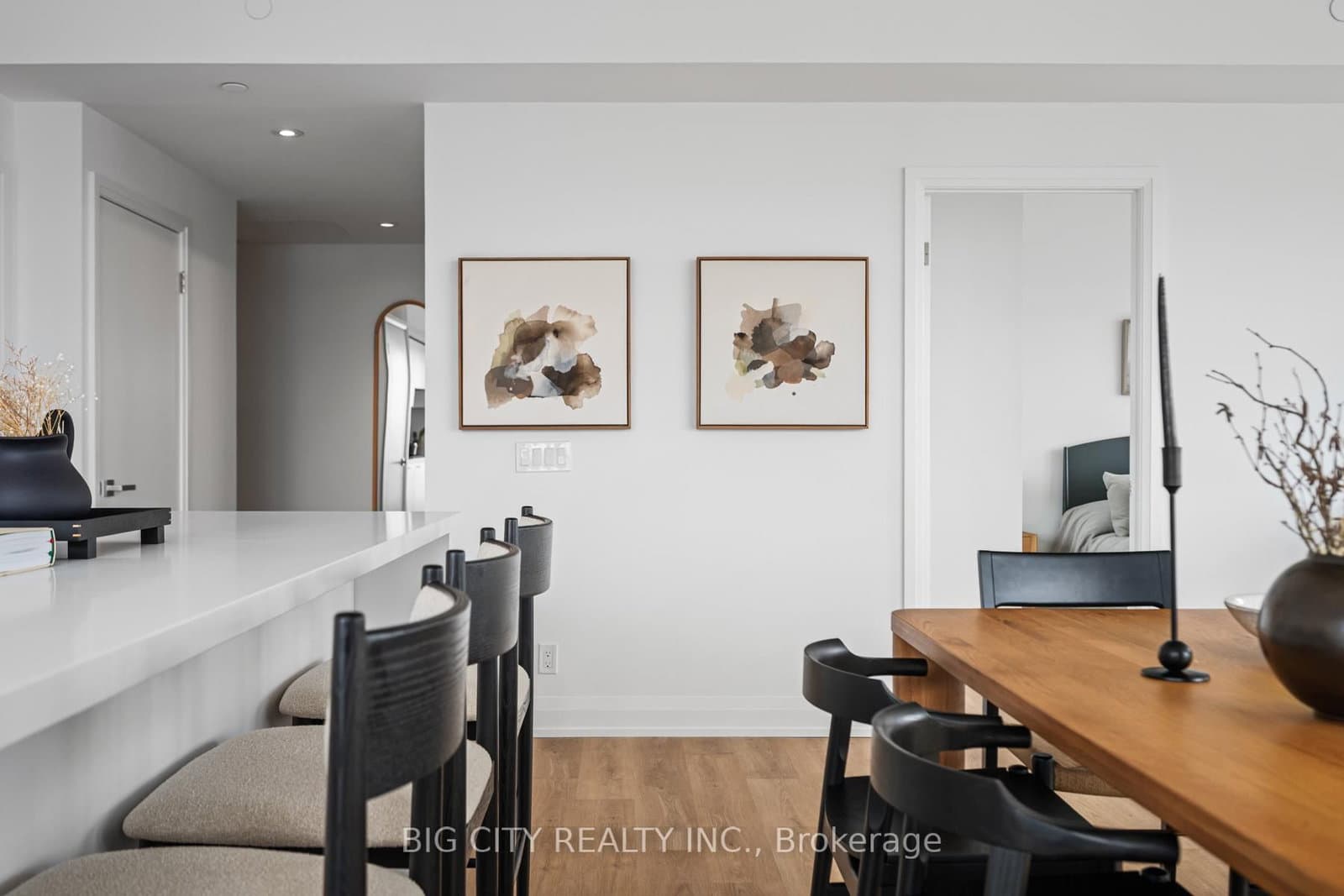 36 Brentcliffe Road, Unit 816 thumbnail 14