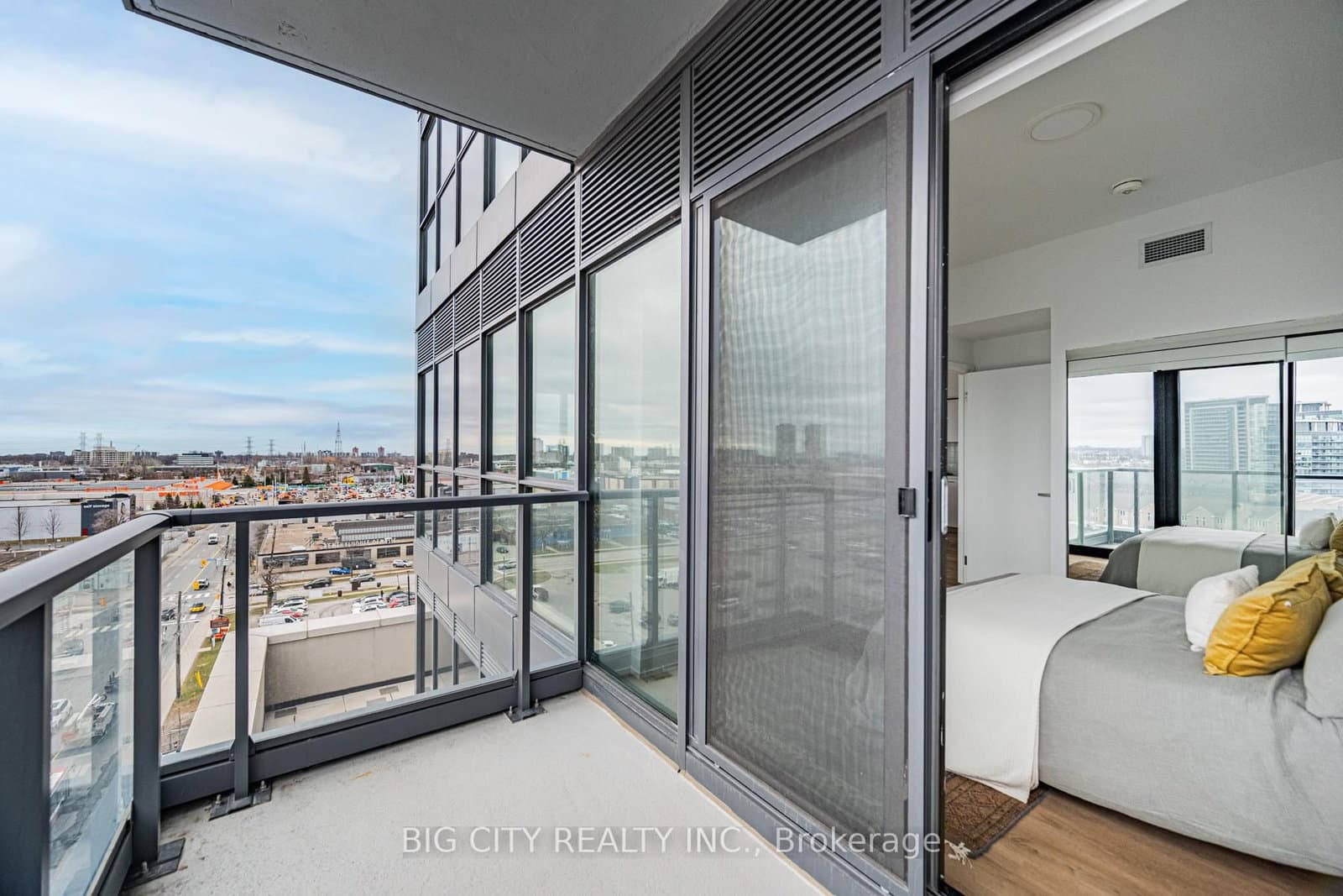 36 Brentcliffe Road, Unit 816 thumbnail 21