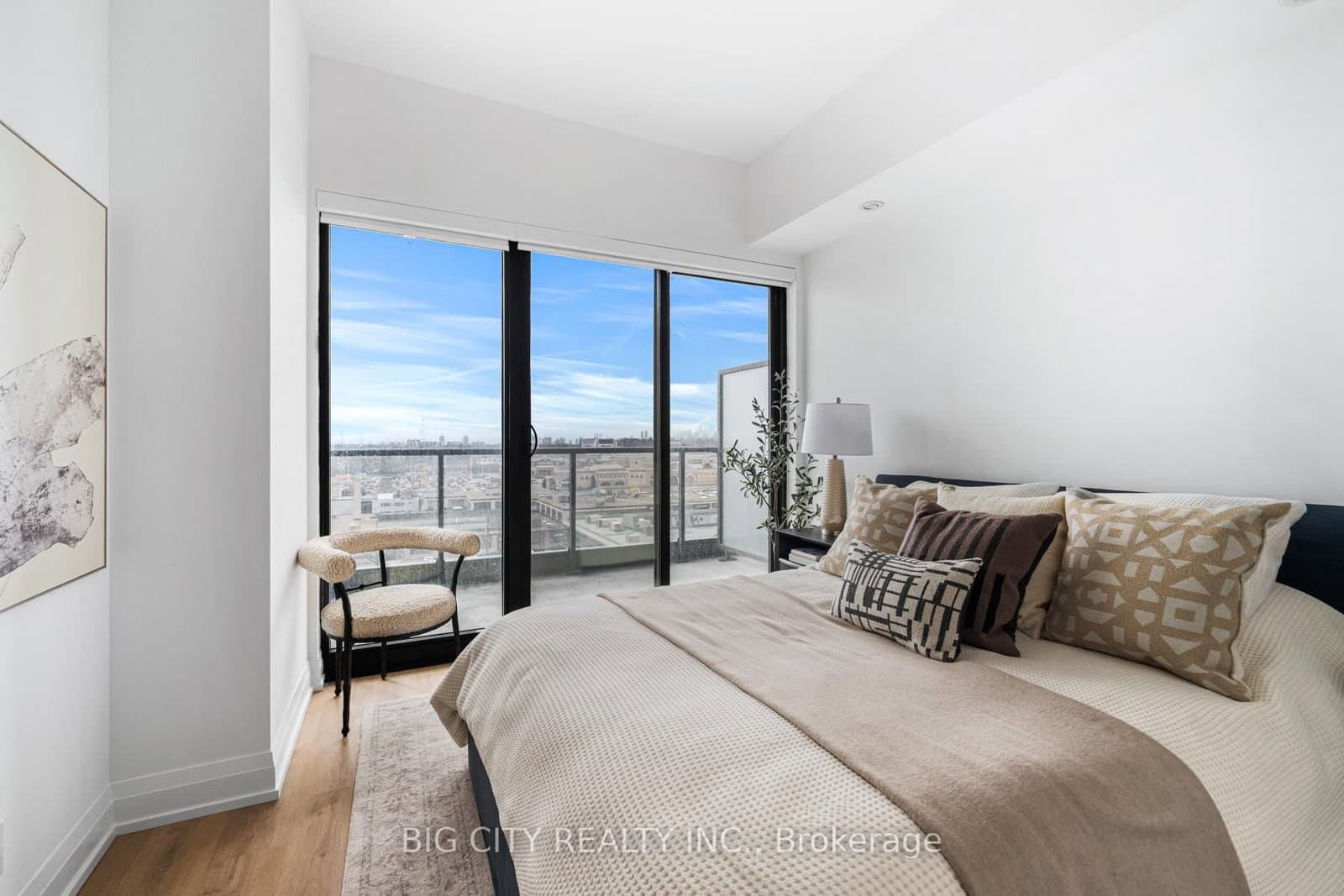 36 Brentcliffe Road, Unit 816 thumbnail 23