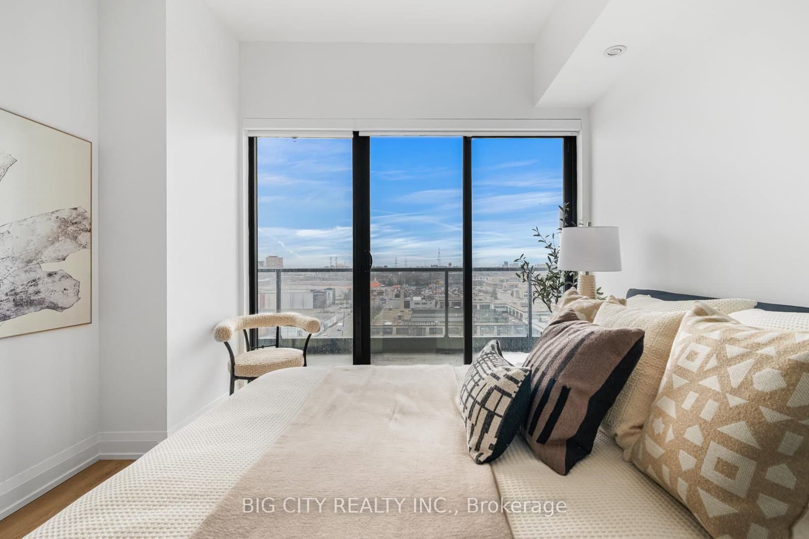 36 Brentcliffe Road, Unit 816 thumbnail 24