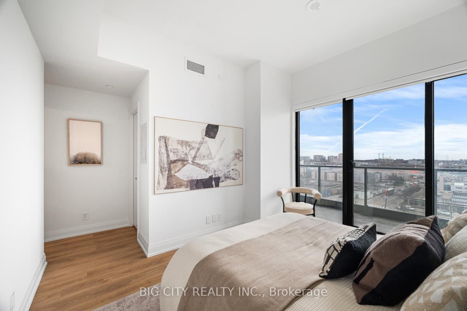 36 Brentcliffe Road, Unit 816 thumbnail 26