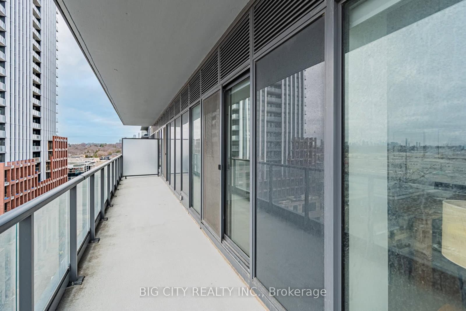 36 Brentcliffe Road, Unit 816 thumbnail 33