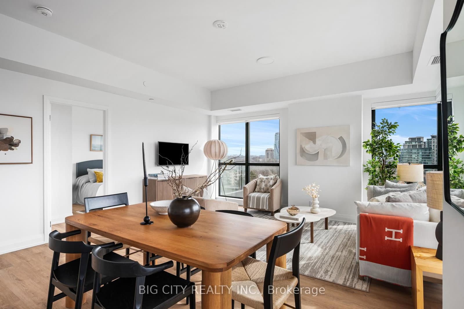 36 Brentcliffe Road, Unit 816 thumbnail 9
