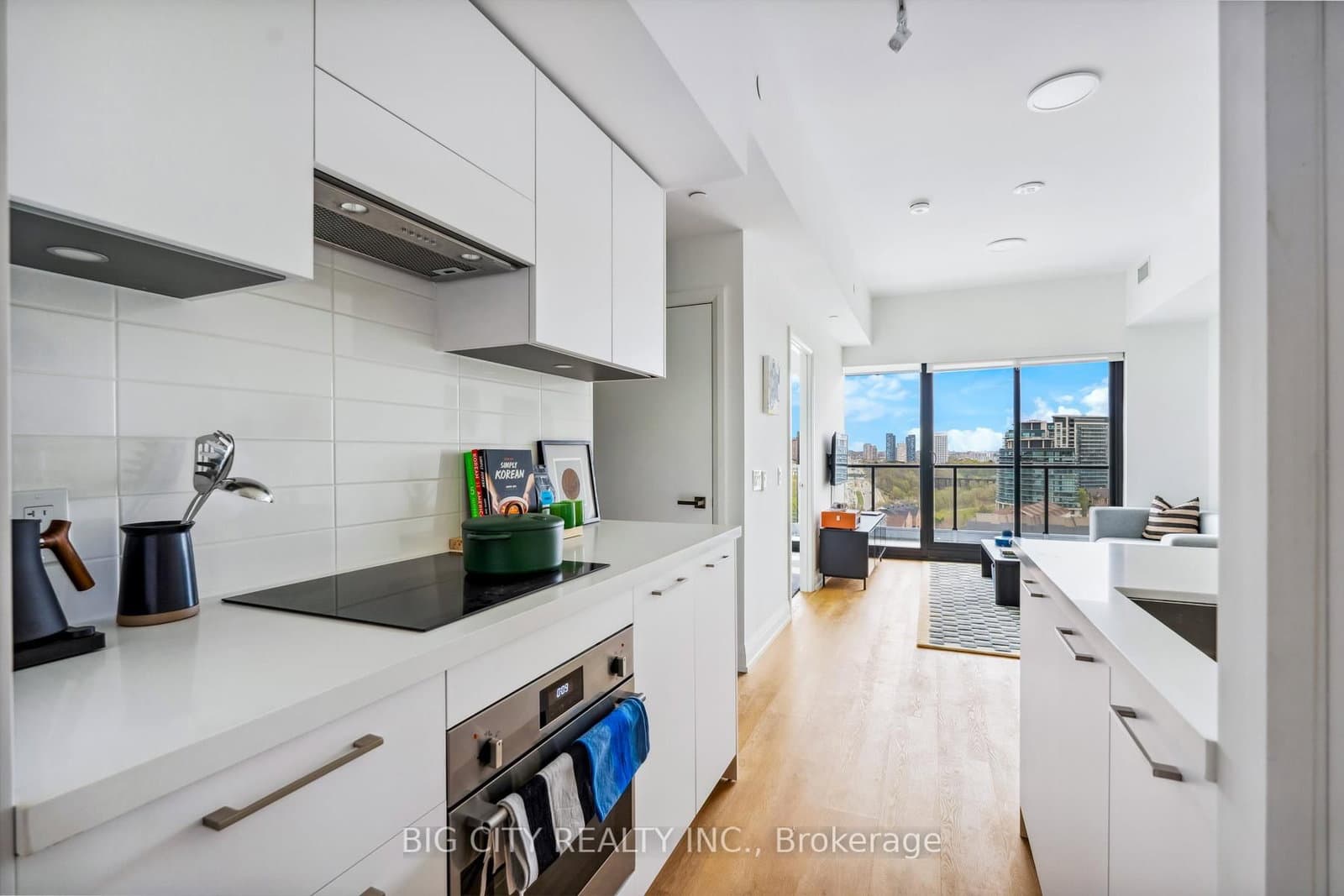 36 Brentcliffe Road, Unit 1110 thumbnail 11