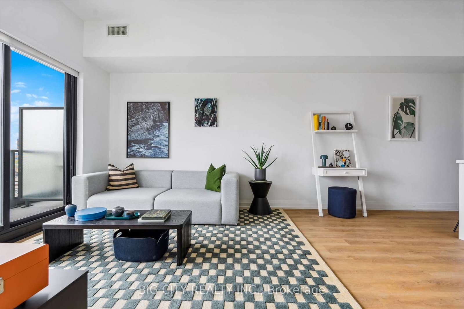 36 Brentcliffe Road, Unit 1110 thumbnail 14
