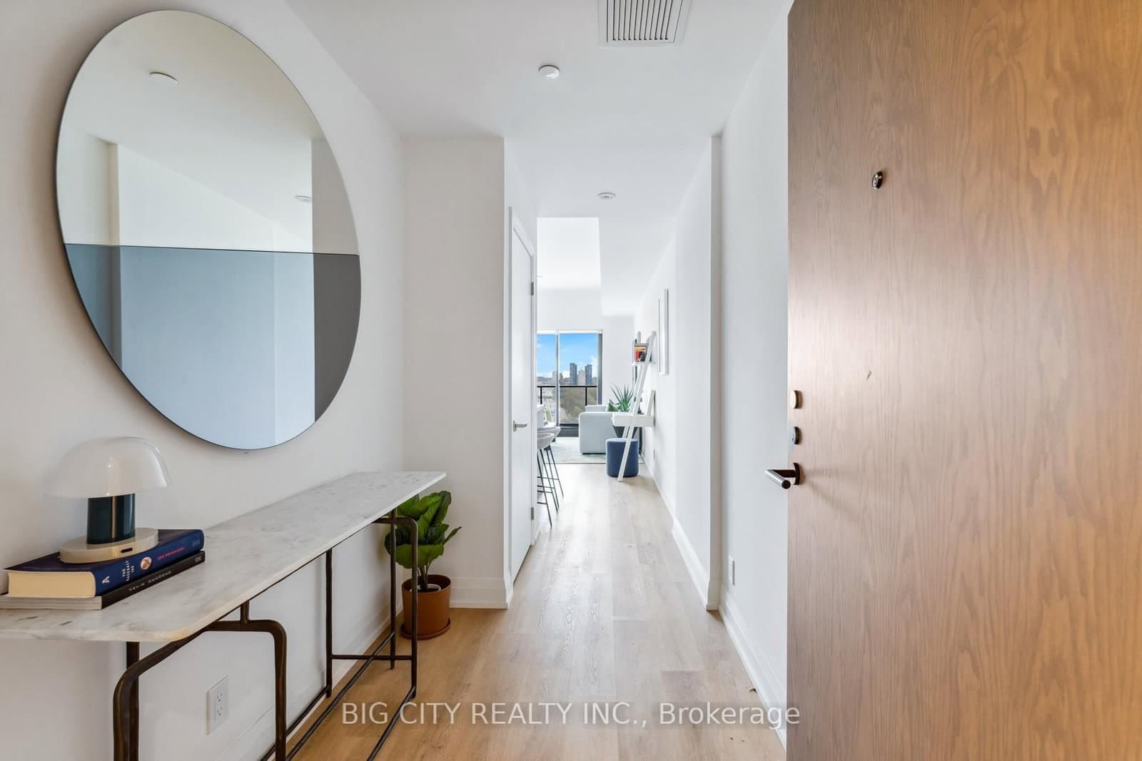 36 Brentcliffe Road, Unit 1110 thumbnail 4