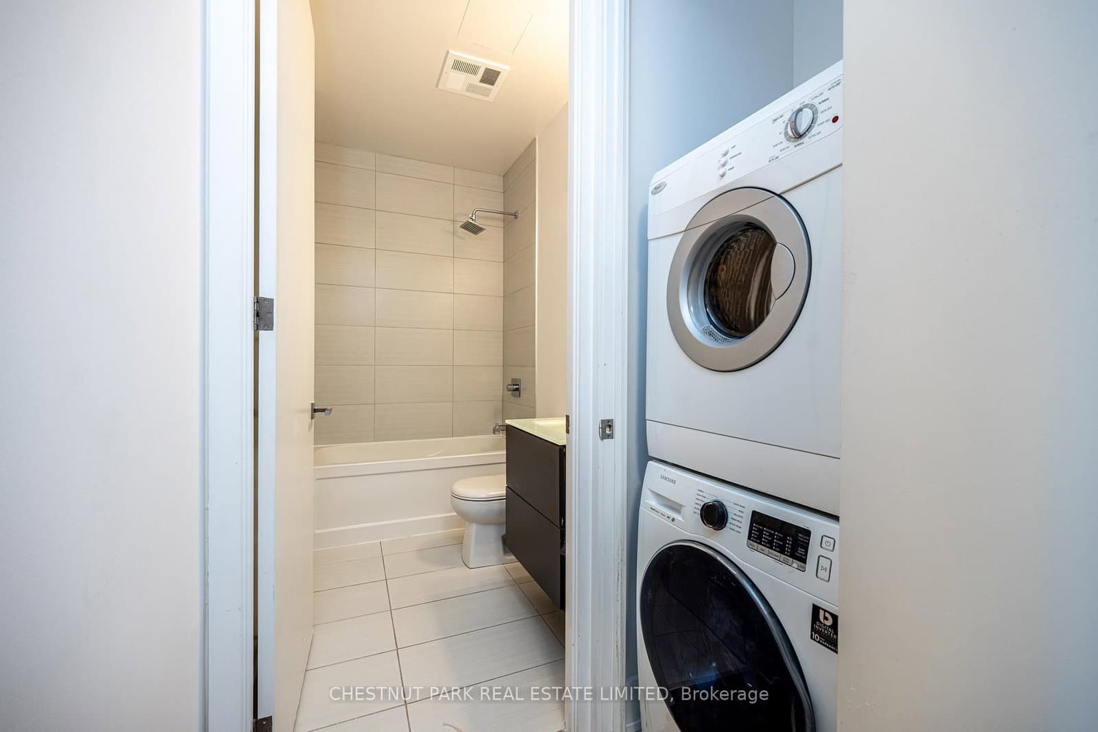 111 St Clair Avenue W, Unit 416 thumbnail 23