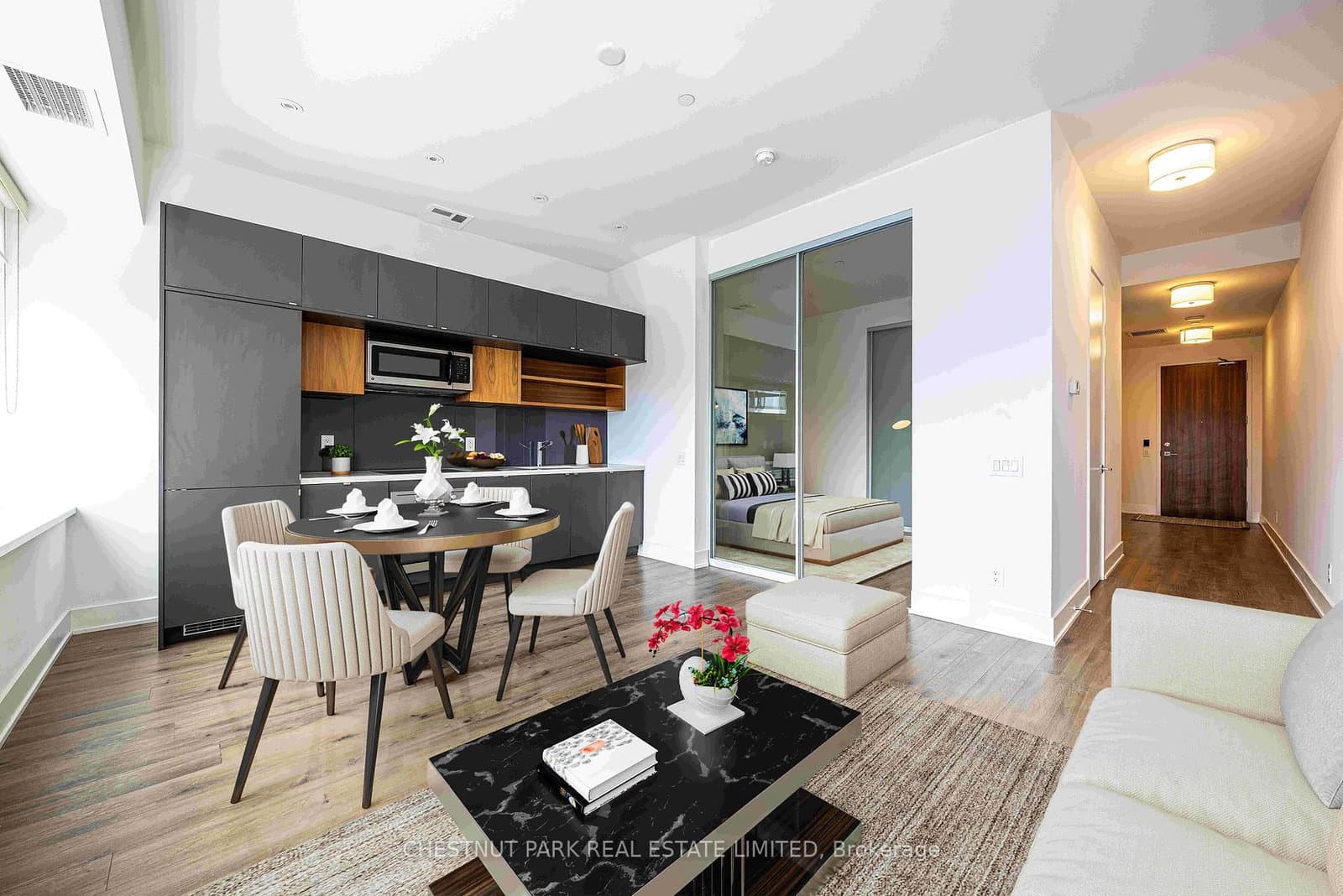 111 St Clair Avenue W, Unit 416 thumbnail 5