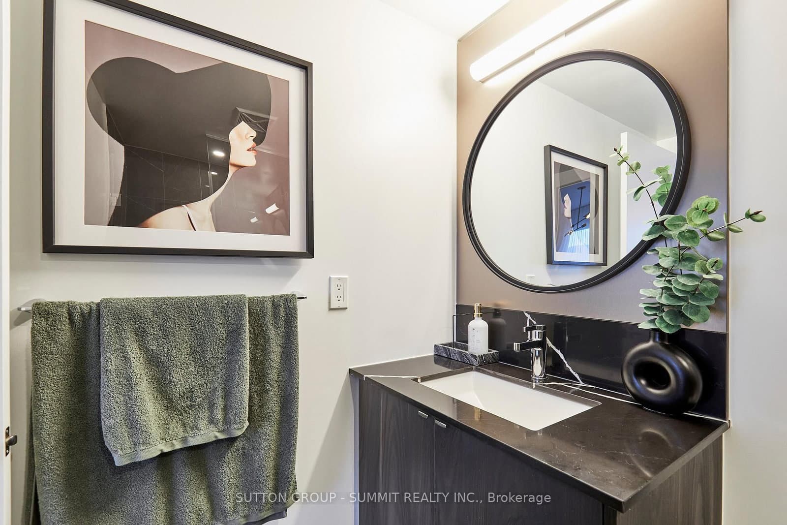 771 YONGE Street, Unit 2501 thumbnail 15
