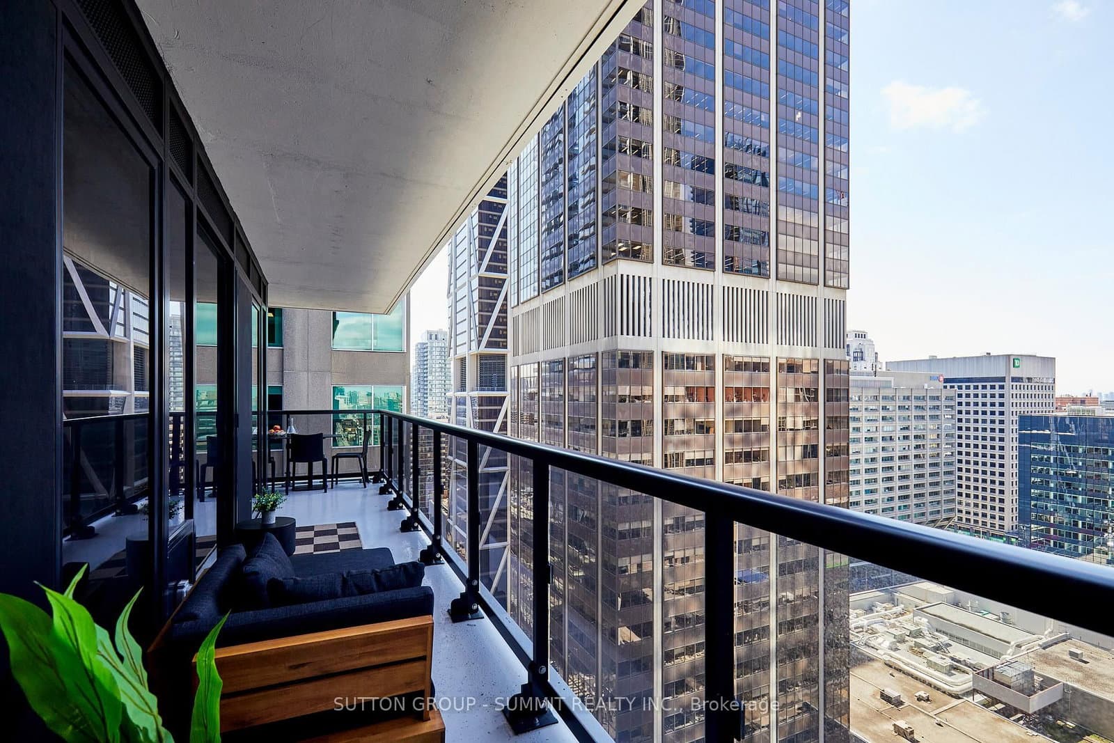 771 YONGE Street, Unit 2501 thumbnail 22
