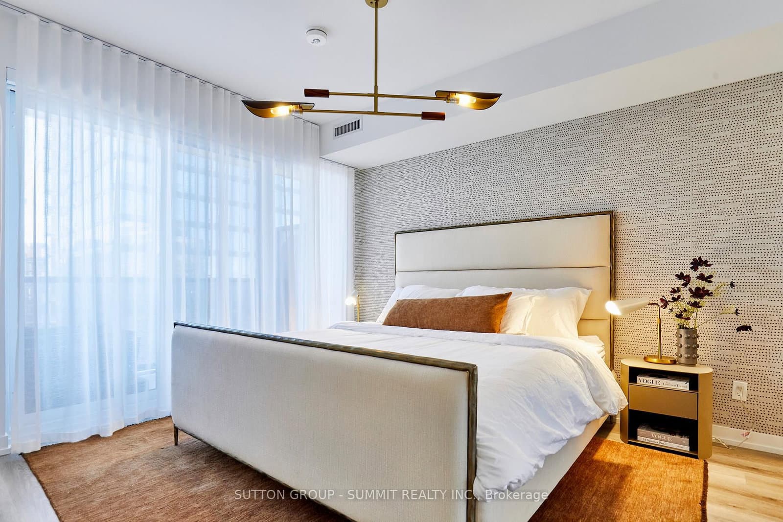 771 YONGE Street, Unit 2501 thumbnail 4