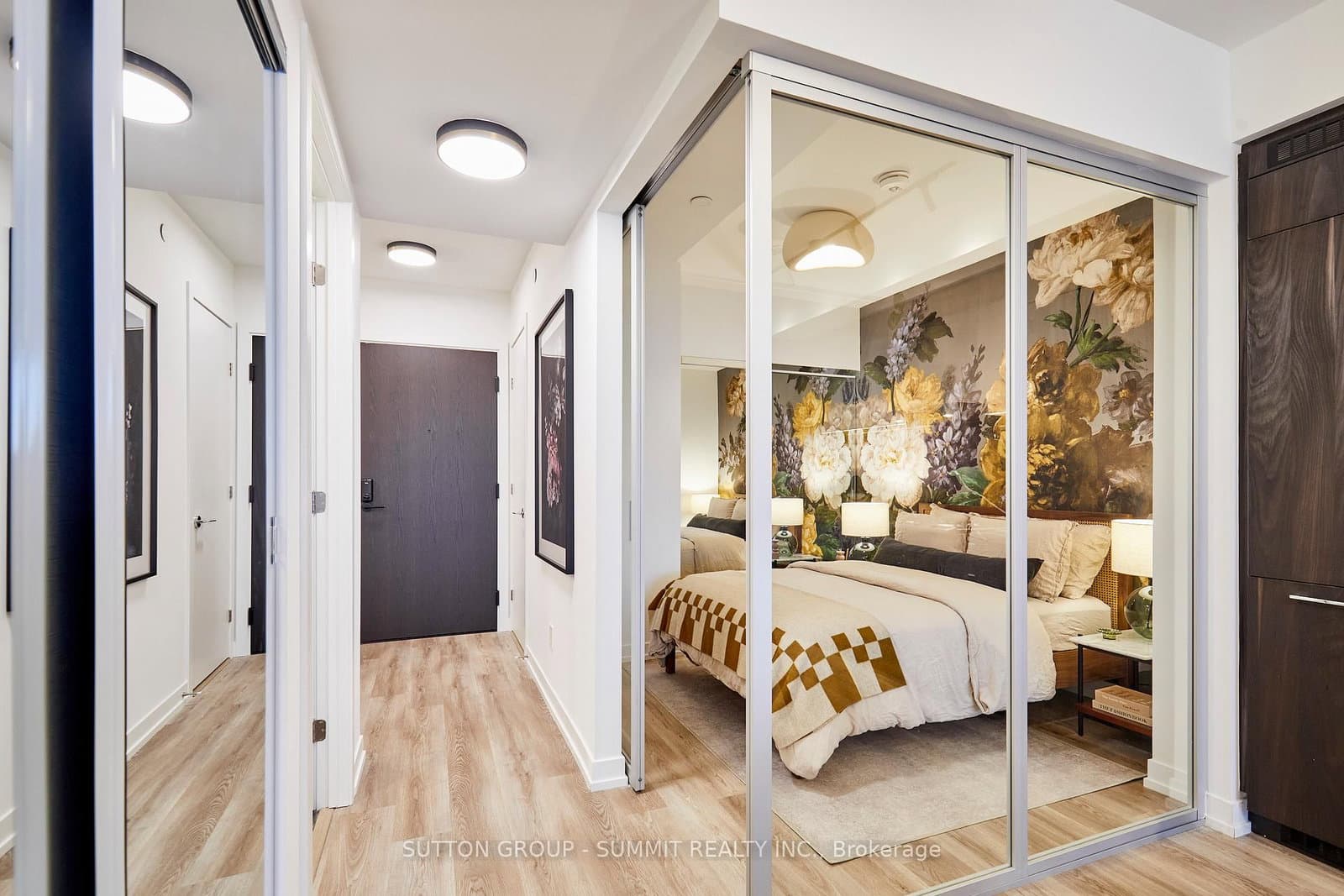771 YONGE Street, Unit 2501 thumbnail 8