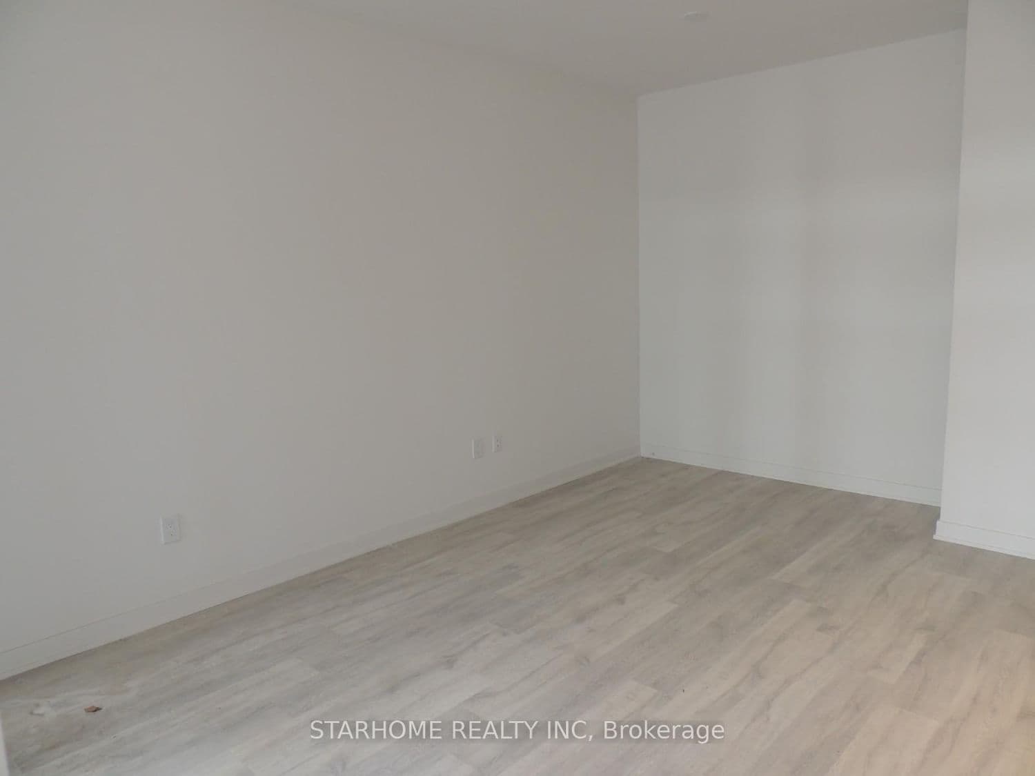 200 The Esplanade, Unit 114 thumbnail 10
