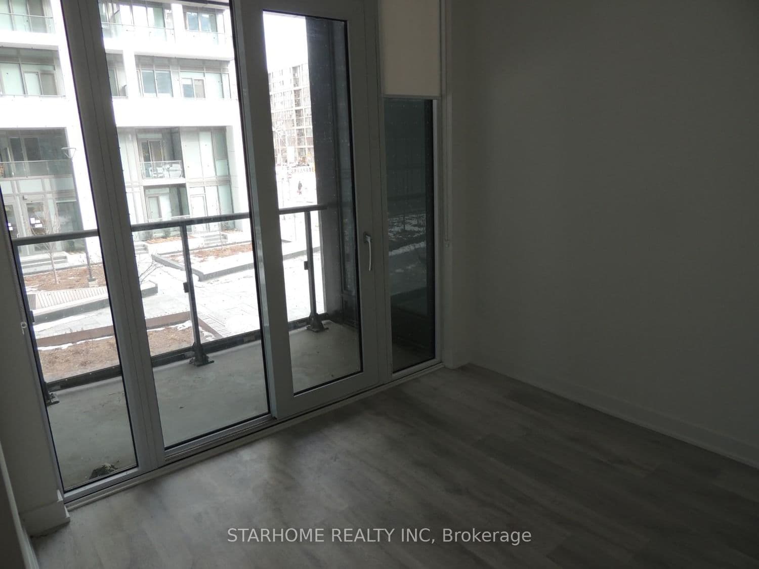 200 The Esplanade, Unit 114 thumbnail 11