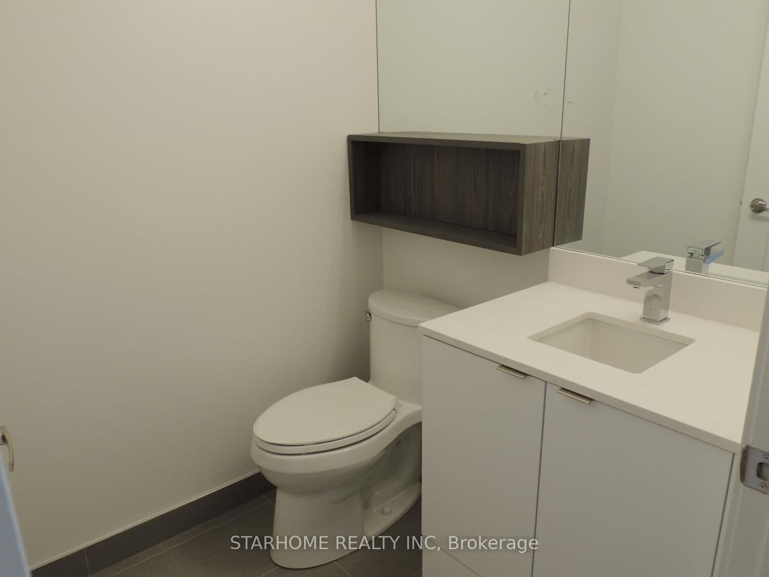 200 The Esplanade, Unit 114 thumbnail 7