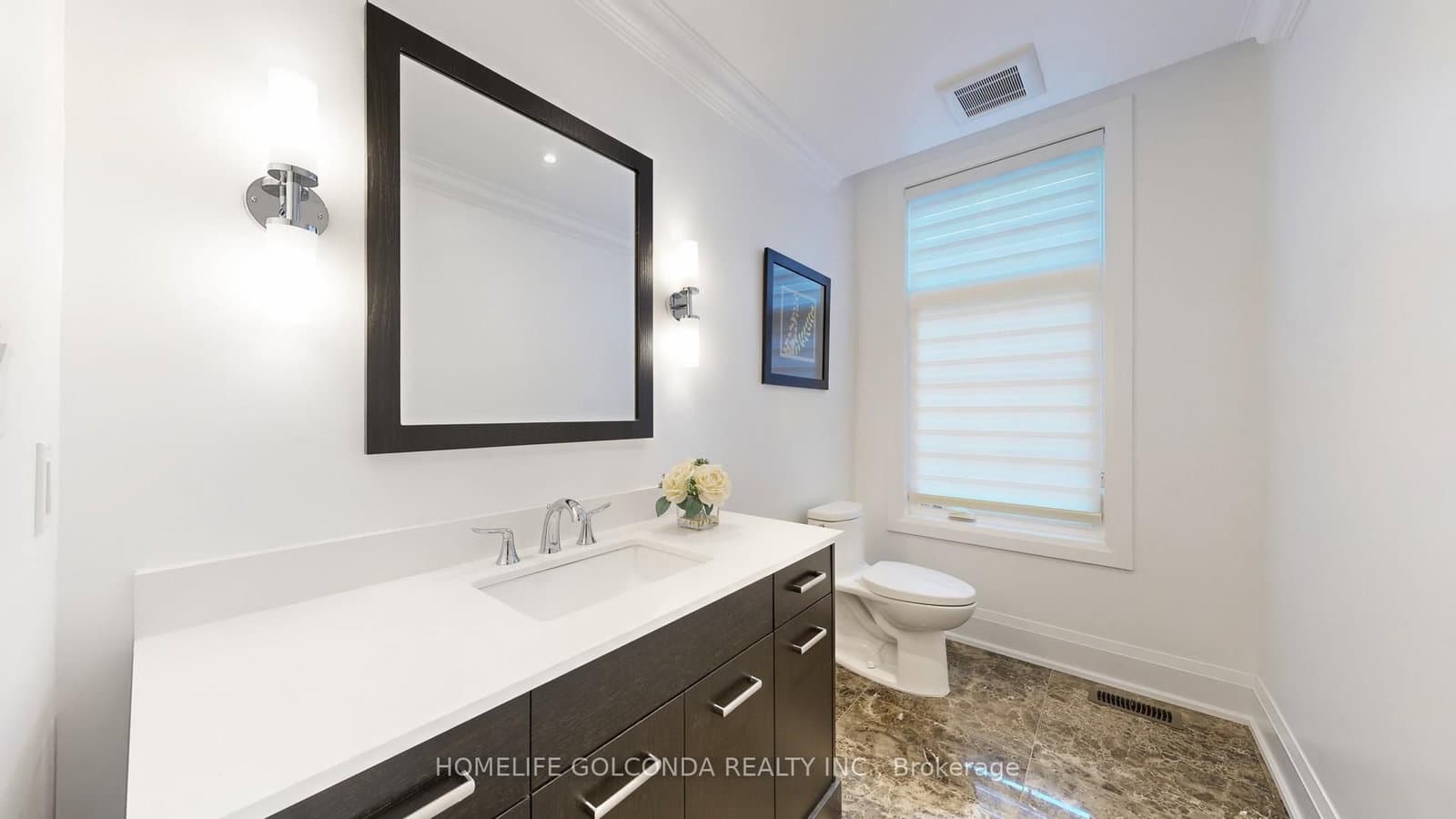 2466B Bayview Avenue thumbnail 26