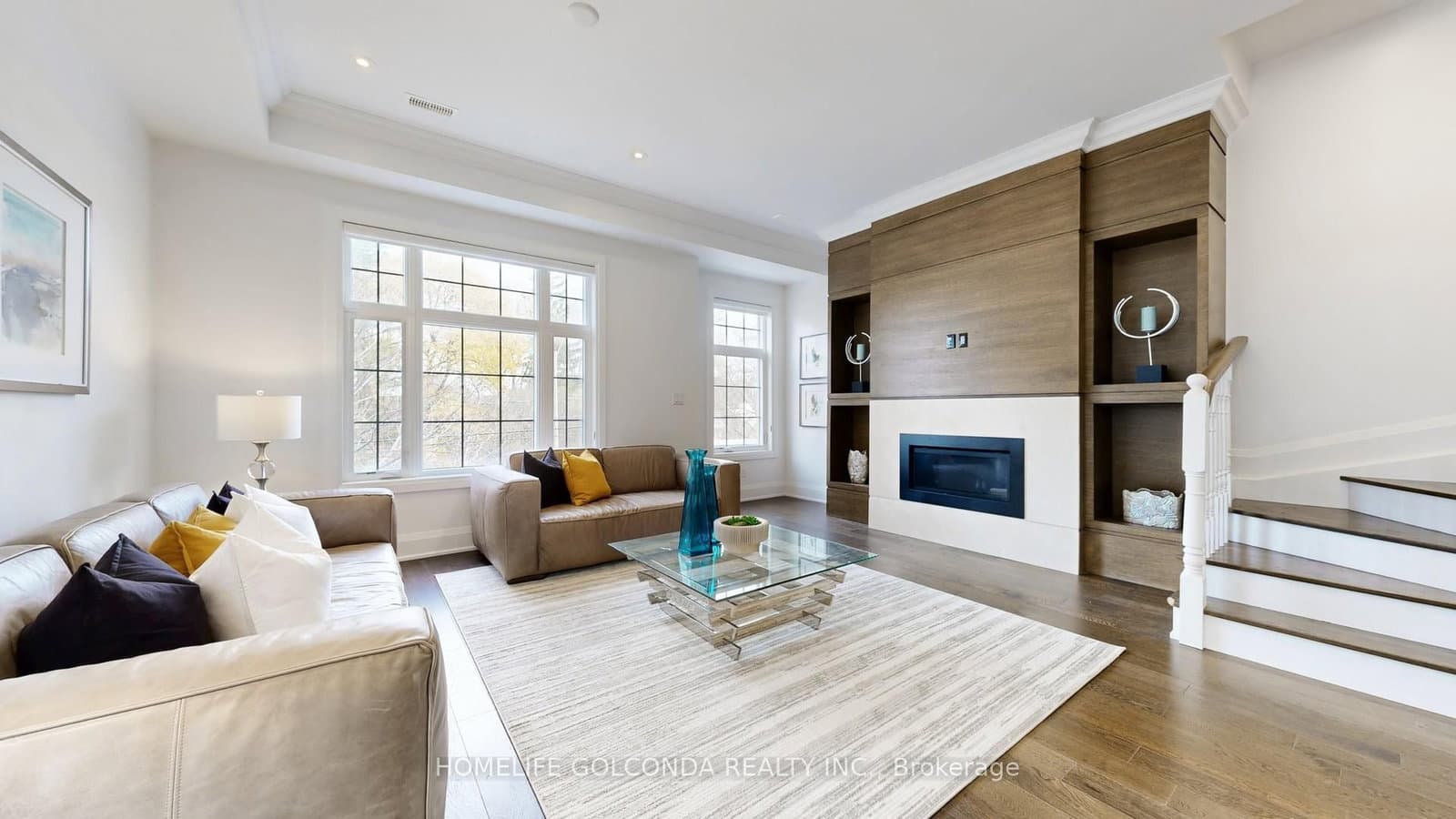 2466B Bayview Avenue thumbnail 5