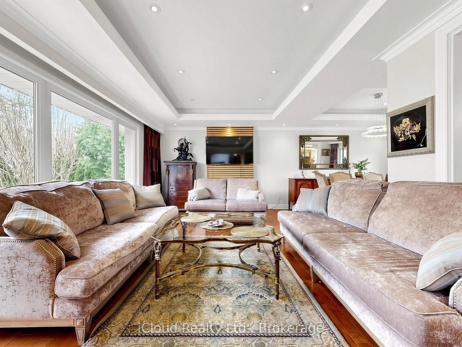164 Munro Boulevard thumbnail 5