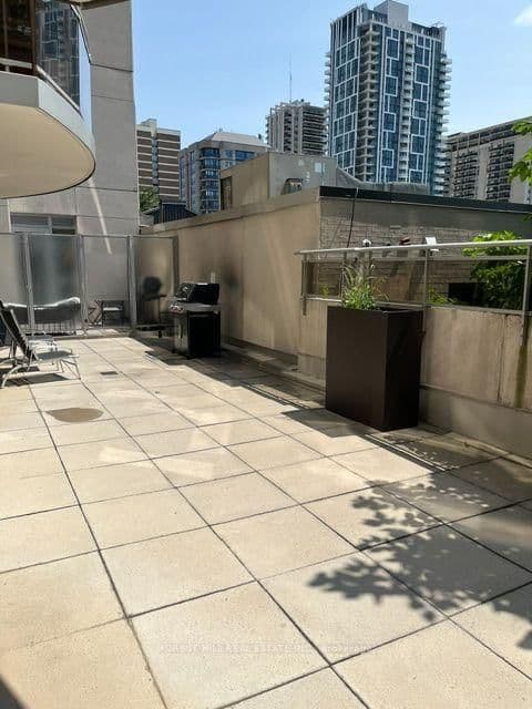 1430 Yonge Street, Unit 203 thumbnail 15