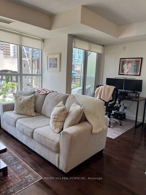 1430 Yonge Street, Unit 203 thumbnail 2