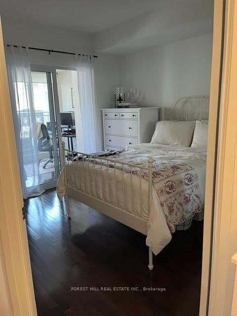 1430 Yonge Street, Unit 203 thumbnail 8