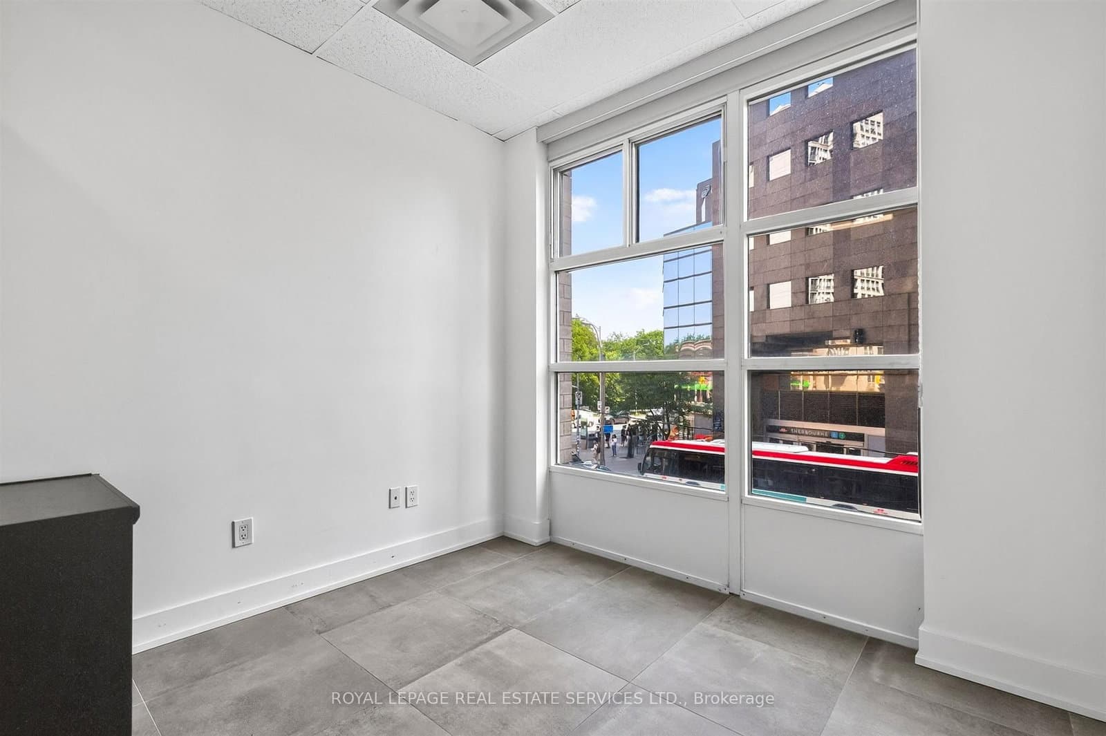 421 Bloor Street E, Unit 207/208 thumbnail 16