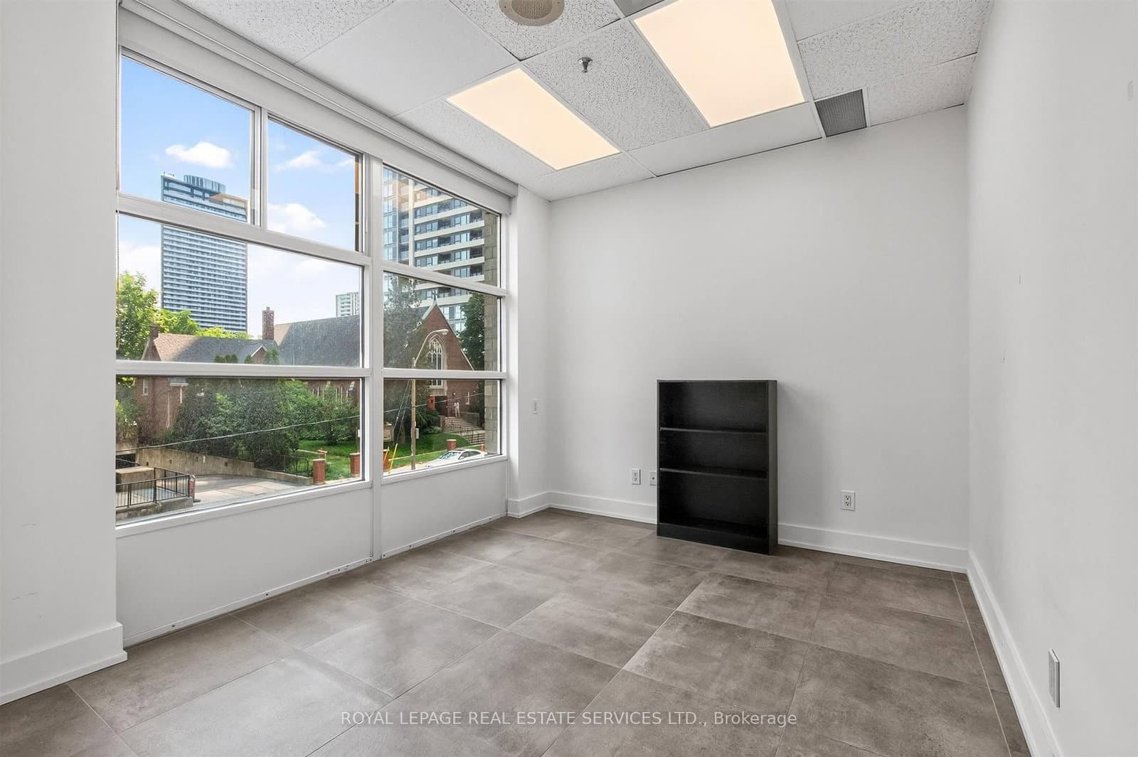 421 Bloor Street E, Unit 207/208 thumbnail 20