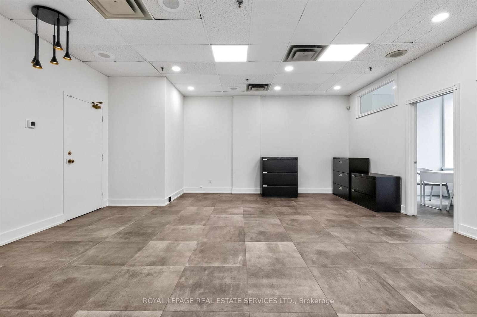 421 Bloor Street E, Unit 207/208 thumbnail 5