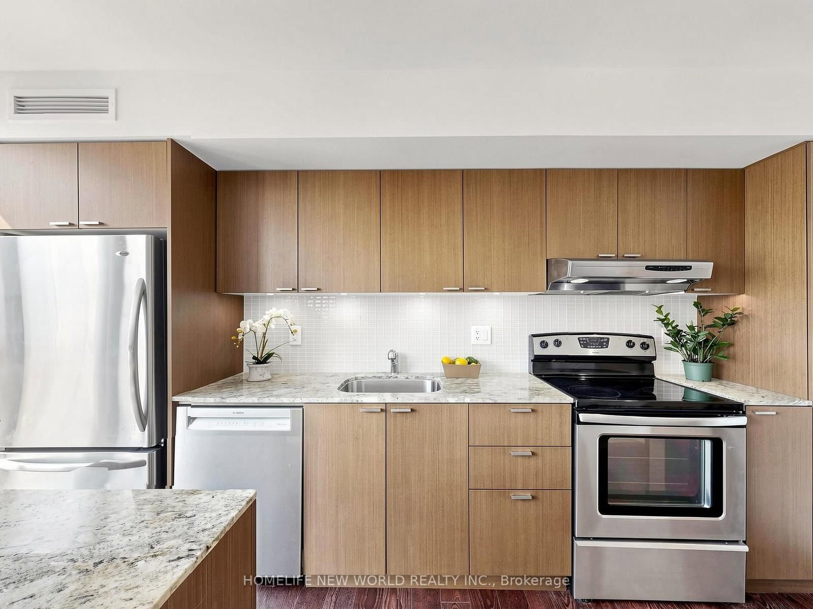110 Charles Street E, Unit 1406 thumbnail 19