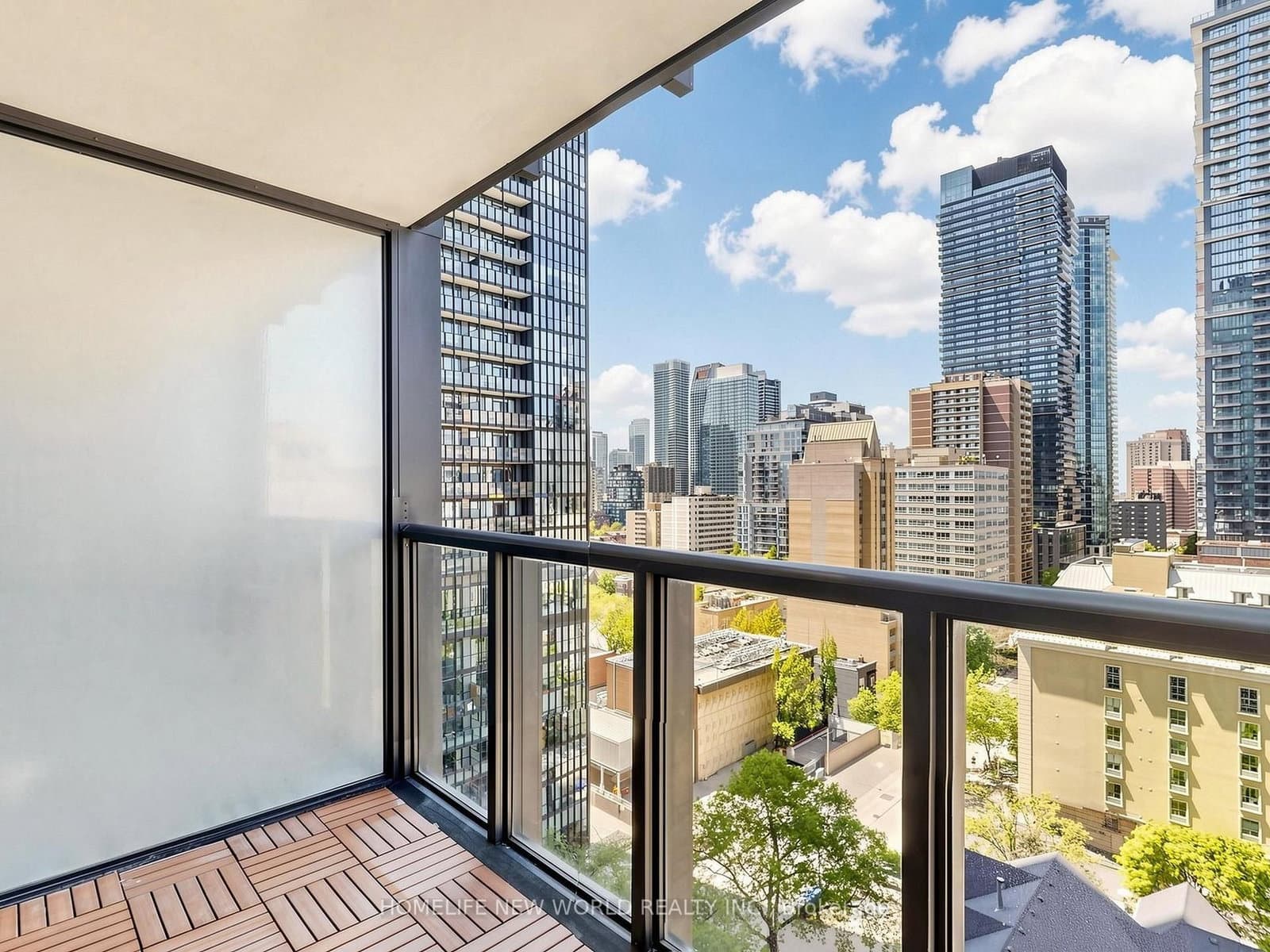 110 Charles Street E, Unit 1406 thumbnail 38
