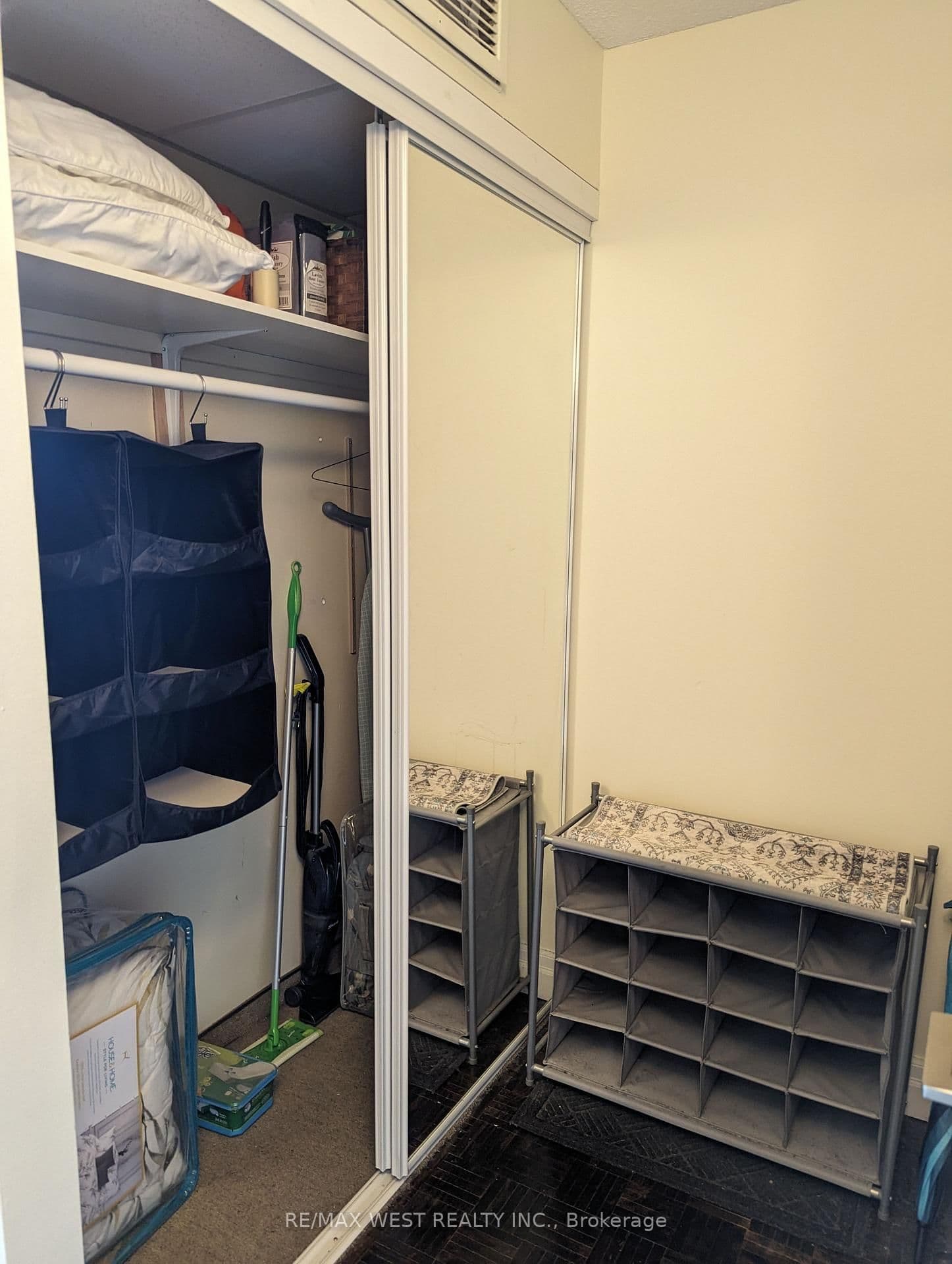 914 Yonge Street, Unit 1206 thumbnail 10