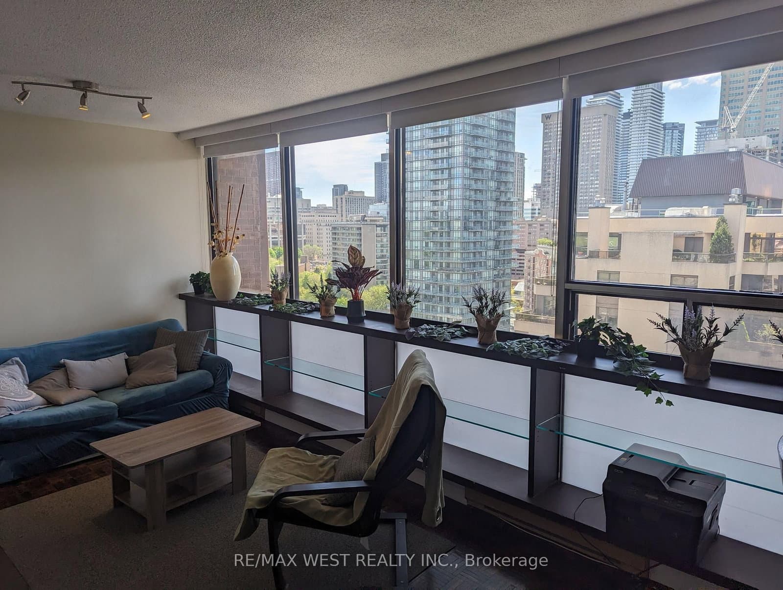 914 Yonge Street, Unit 1206 thumbnail 2