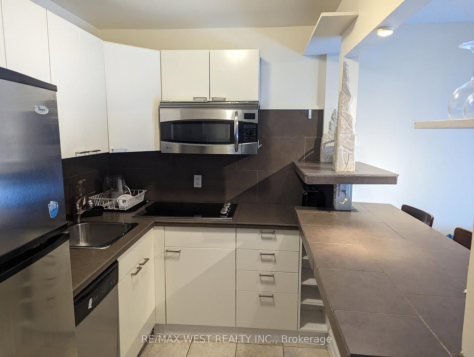 914 Yonge Street, Unit 1206 thumbnail 5