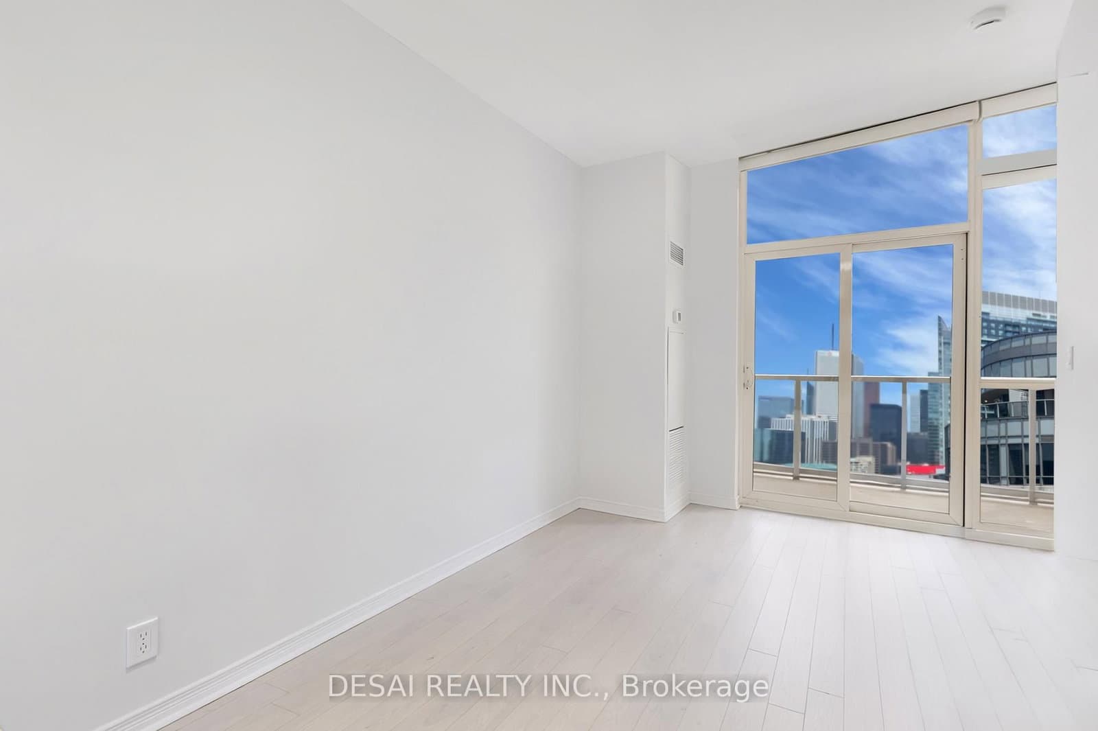 352 Front Street W, Unit 2321 thumbnail 11