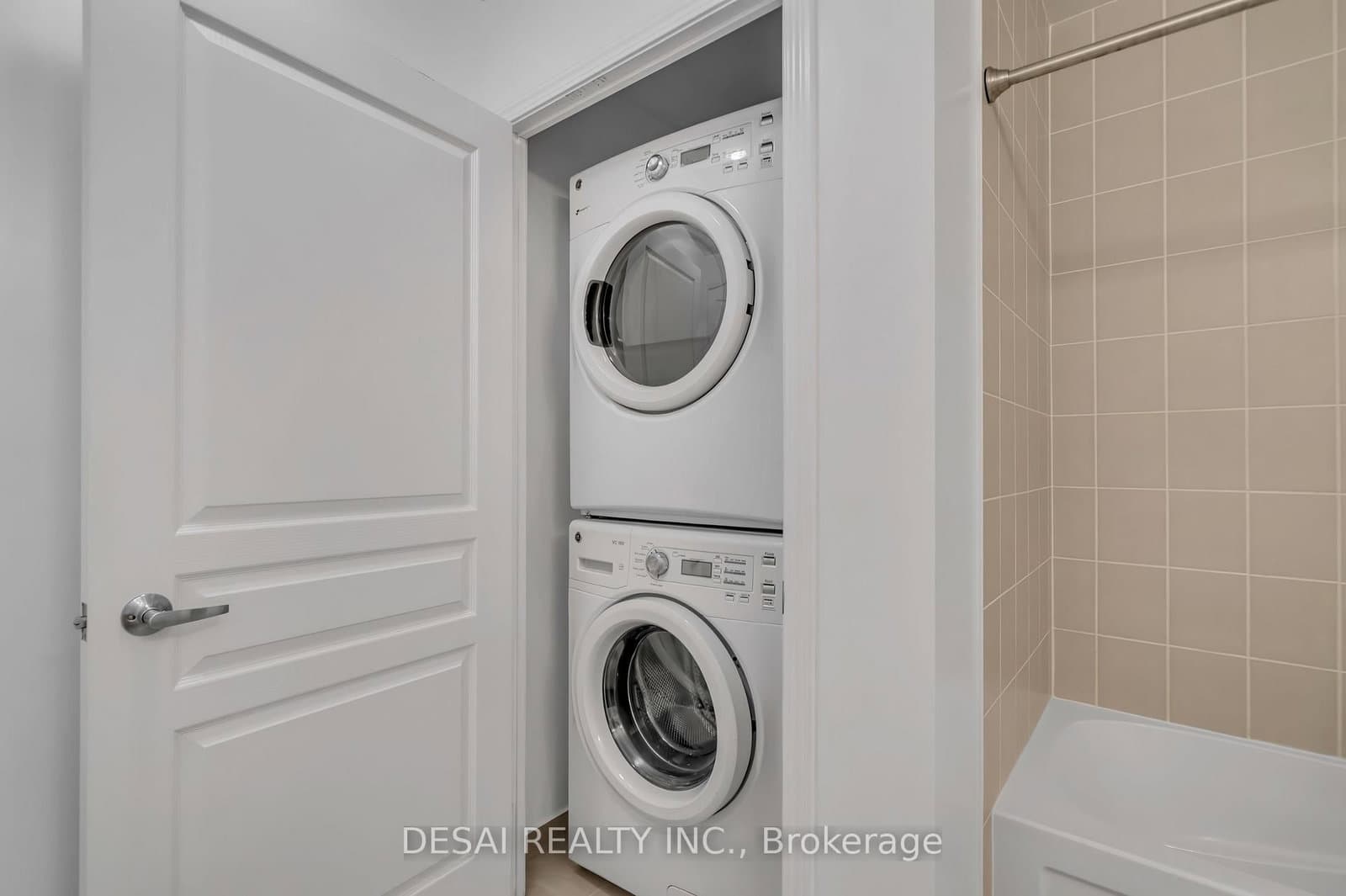 352 Front Street W, Unit 2321 thumbnail 14